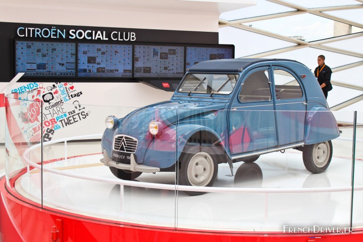 Citroën 2 CV AZ 1961 - C42 Paris (Juin 2014)