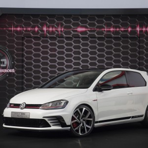 Photo 3/4 avant Volkswagen Golf GTI Clubsport (2015)