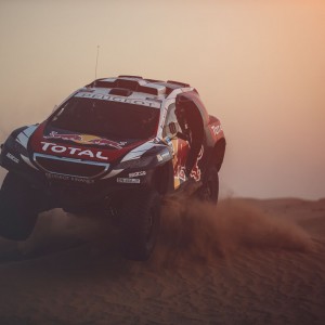 Photo officielle Peugeot 2008 DKR 2015 – Essais Silk Road Rally