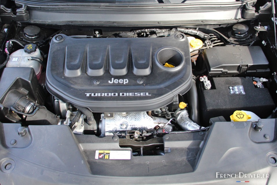 Photo moteur diesel 2.2l MultiJet 200 Jeep Cherokee (2015)