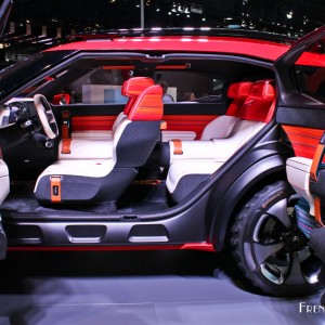 Photo habitacle Citroën Aircross Concept – Salon de Francfort 2