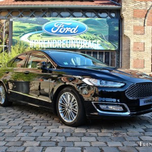 Photo Ford Mondeo Vignale – #PrendreUnVirage (9 septembre 2015)