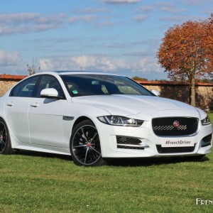 Photo essai Jaguar XE R-Sport (2015) – 2.0l essence 200 ch