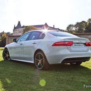 Photo essai Jaguar XE R-Sport (2015) – 2.0l essence 200 ch