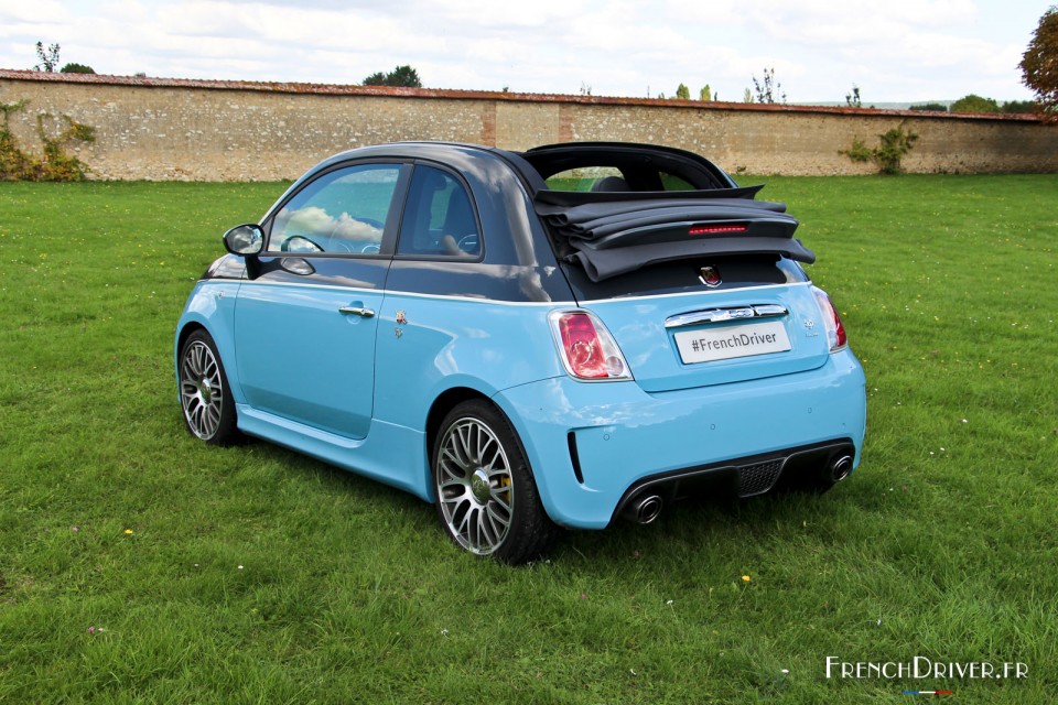 Photo 3/4 arrière ouverte Abarth 595 Turismo (2015)