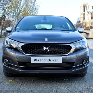 Photo face avant nouvelle DS4 restylée (2015)