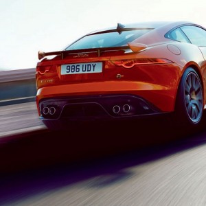 Photo officielle Jaguar F-Type SVR Coupé (2016)