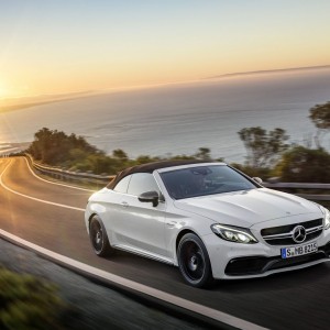 Photo 3/4 avant fermée Mercedes-AMG C 63 S Cabriolet (A 205) –