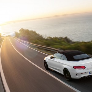 Photo 3/4 arrière fermée Mercedes-AMG C 63 S Cabriolet (A 205)