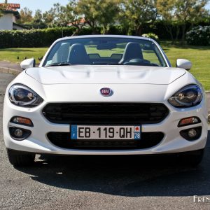 Photo face avant Fiat 124 Spider (2016)