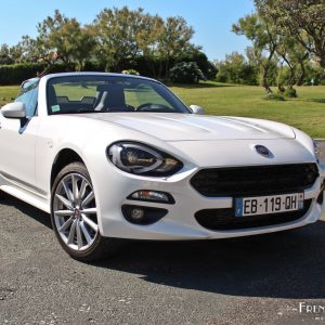 Photo 3/4 avant Fiat 124 Spider (2016)