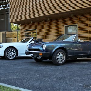 Photo Fiat 124 Sport Spider (1966) et Fiat 124 Spider (2016)