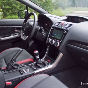 Photo intérieur Subaru WRX STI (2016)