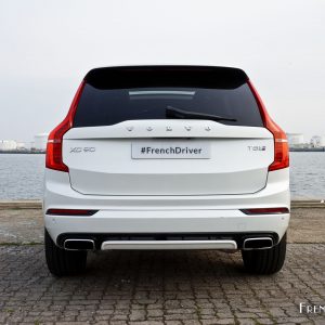 Photo face arrière Volvo XC90 R-Design T8 (2016)