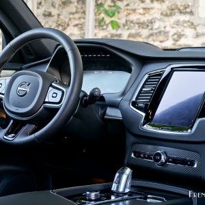 Photo volant cuir Volvo XC90 R-Design T8 (2016)