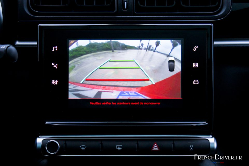 Photo caméra recul écran tactile nouvelle Citroën C3 III (201