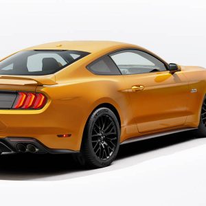 Photo 3/4 arrière Orange Fury Ford Mustang GT V8 restylée (2017)