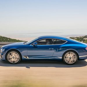 Photo officielle route Bentley Continental GT (2017)