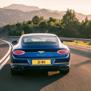 Photo officielle face arrière Bentley Continental GT (2017)