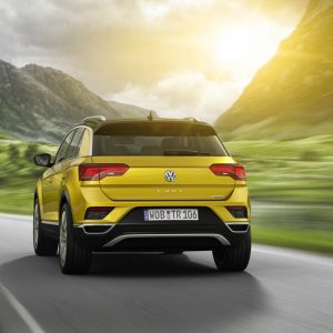 Photo 3/4 arrière Volkswagen T-Roc Jaune (2017)