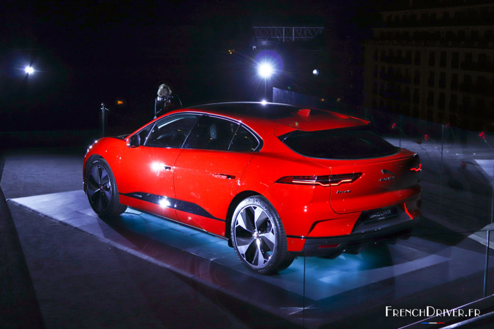 Photo 3/4 arrière Jaguar I-Pace – Paris (2018)