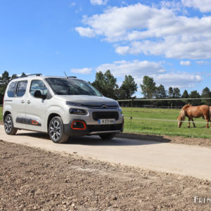 Photo 3/4 avant statique Citroën Berlingo (2018)