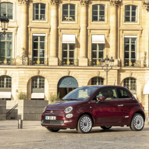 voiture télécommandée fiat 500 rose