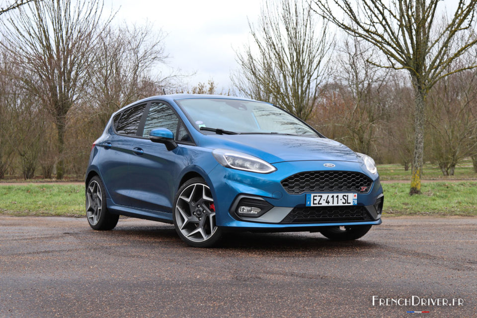 Photo 3/4 avant Ford Fiesta VII ST (2019)