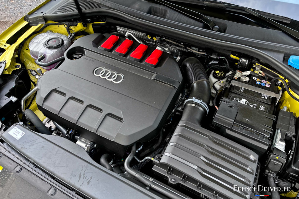 Photo moteur essence 2.0 TFSI 333 Audi S3 Sportback IV restylée