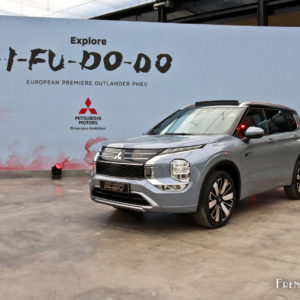 Photo 3/4 avant Mitsubishi Outlander IV (2024)