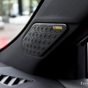 Photo système Hi-Fi Yamaha Mitsubishi Outlander IV (2024)